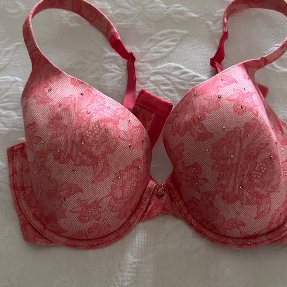 Victoria's Secret Pink Floral Bra with Lace